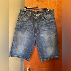 Levi’s men shorts